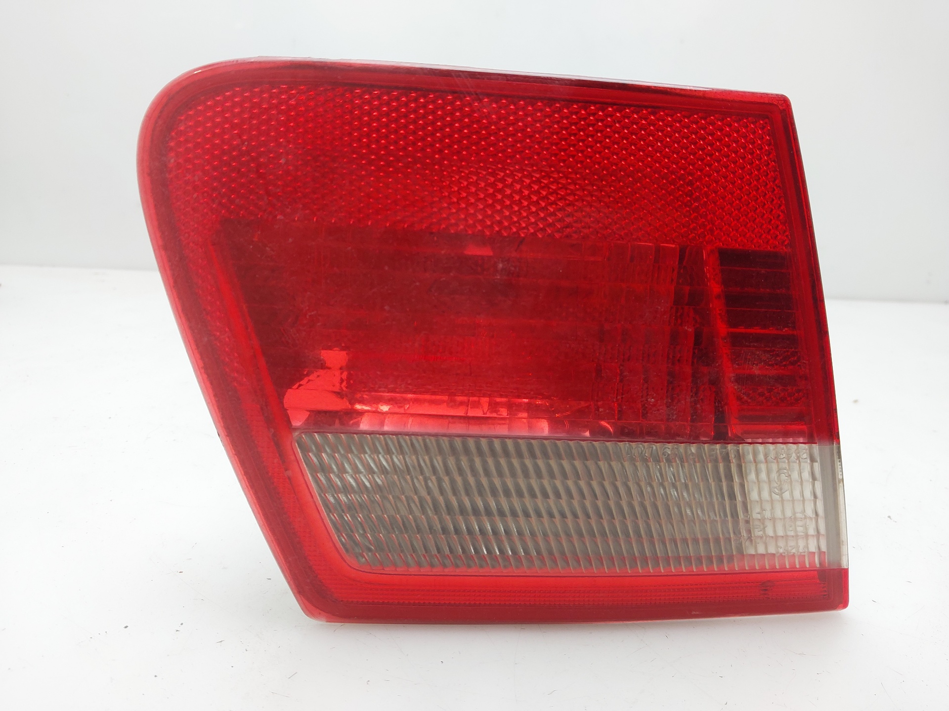 BMW 3 Series E46 (1997-2006) Rear Left Taillight 63218368759 23723516