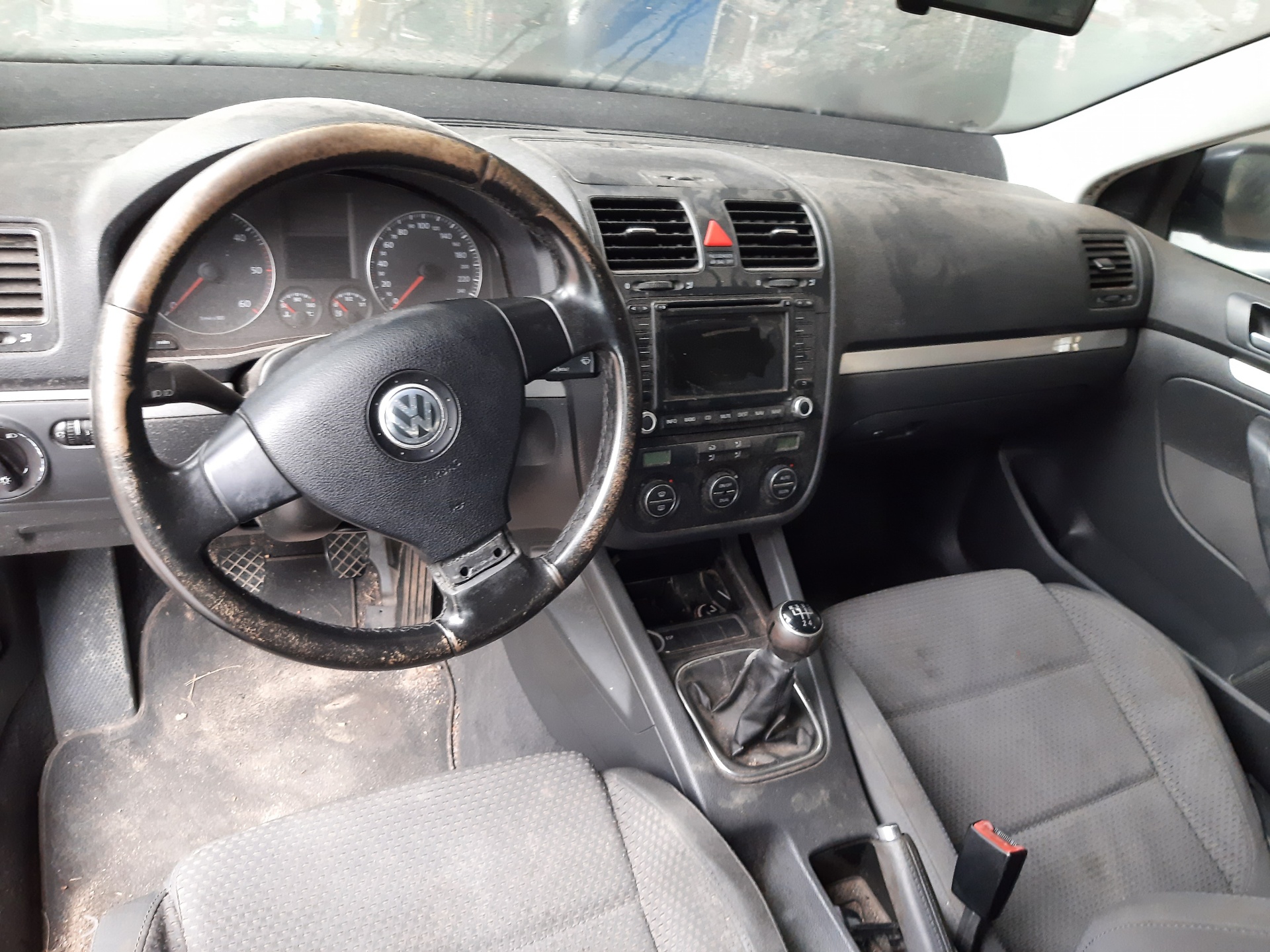 VOLKSWAGEN Jetta 5 generation (2005-2011) Aizmugurējo kreiso durvju loga pacēlāja motorīts 1K5839401B 24759739