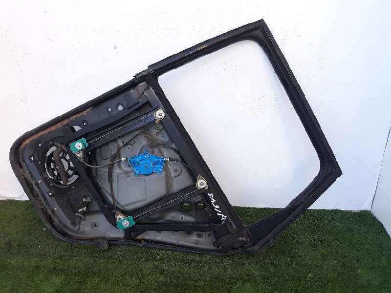 VOLKSWAGEN Touareg 1 generation (2002-2010) Galinių kairių durų stiklo pakelėjas 7L0839461D 24906635