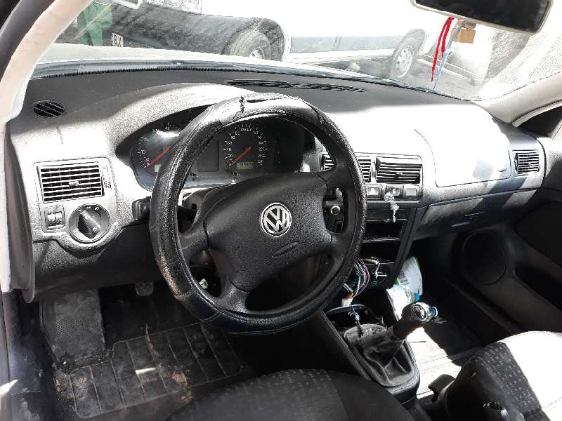 VOLKSWAGEN Bora 1 generation (1998-2005) Aizmugurējo kreiso durvju loga pacēlāja motorīts 0130821767 20187812