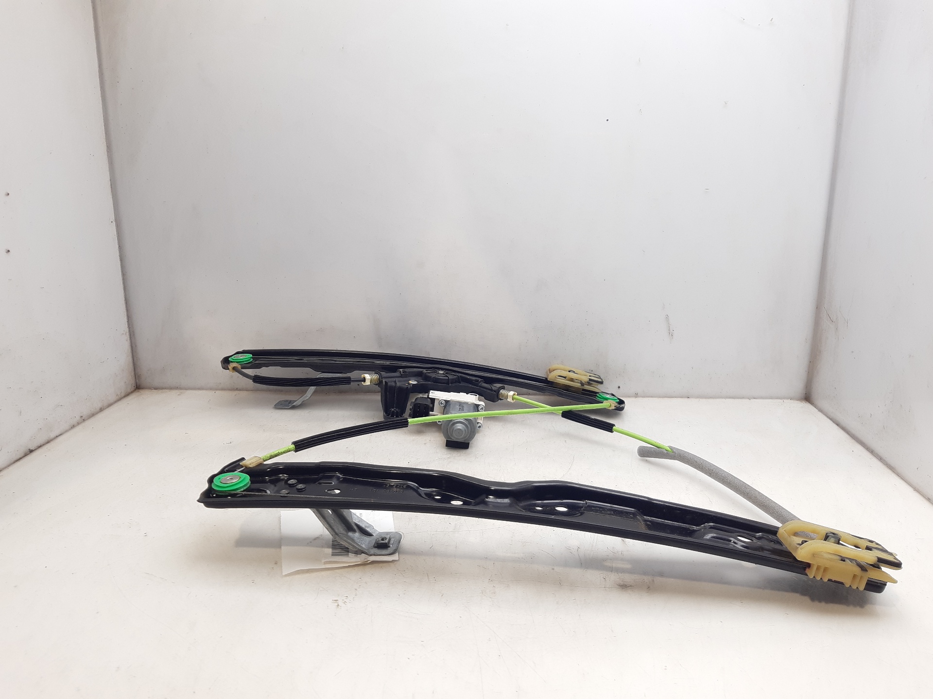 JAGUAR F-Pace 1 generation (2016-2024) Front Left Door Window Regulator HK8323201AC 25686446