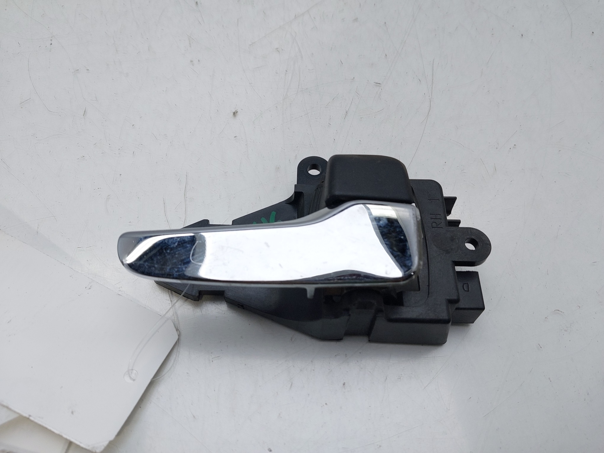 MITSUBISHI Grandis 1 generation (2003-2011) Right Rear Internal Opening Handle MN105360 20425879