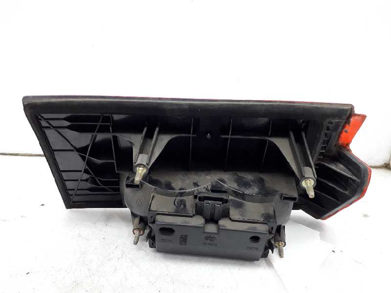 SEAT Toledo 1 generation (1991-1999) Feu arrière droit 1L0945094AL 24104345