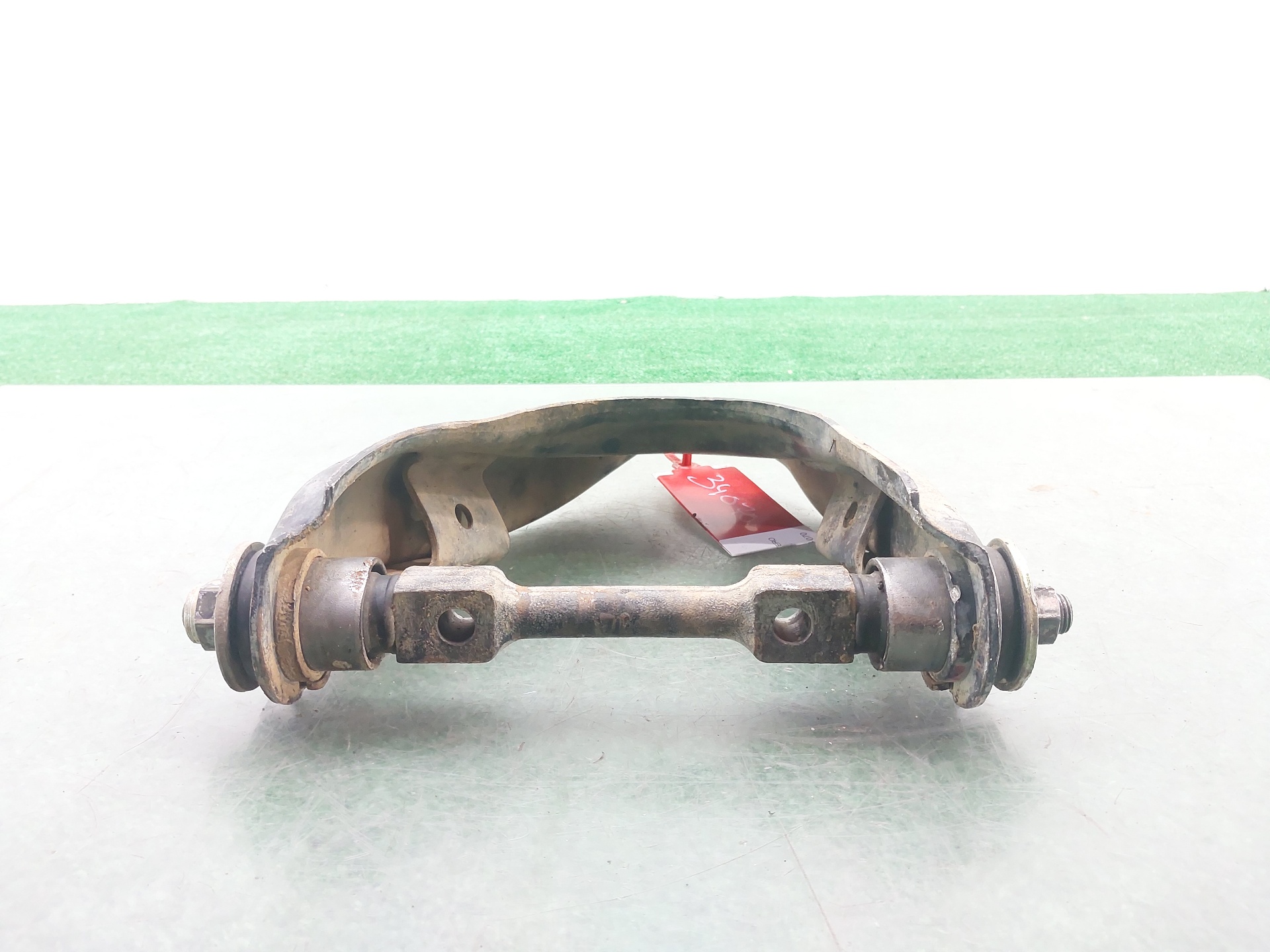 MAZDA Fremre venstre øvre bærearm UH7534260B 24952831