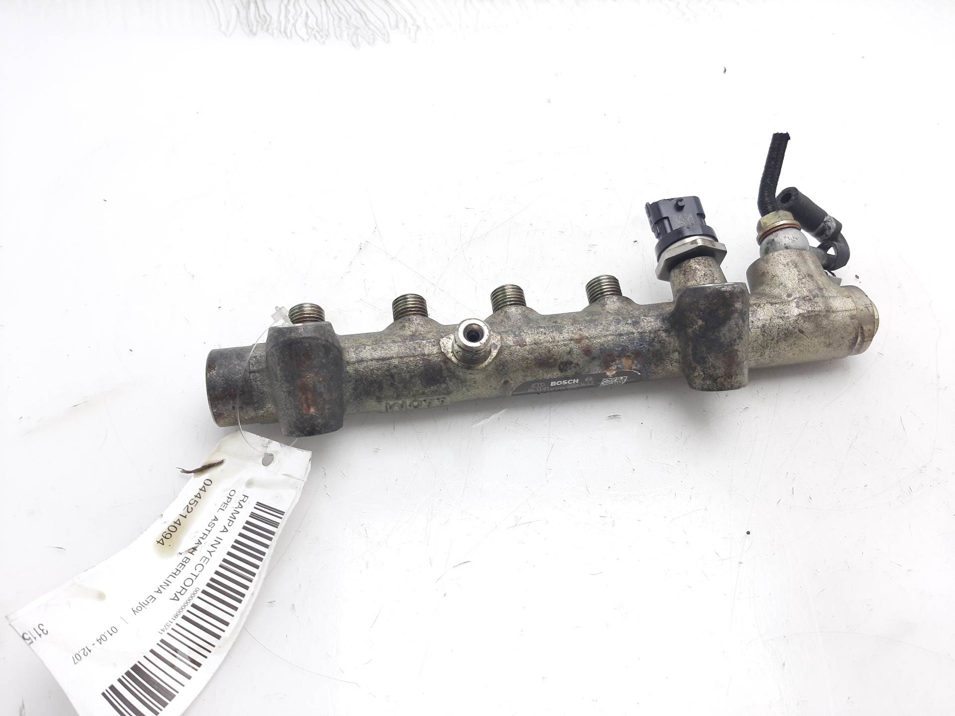 OPEL Astra J (2009-2020) Fuel Rail 0445214094 23031916