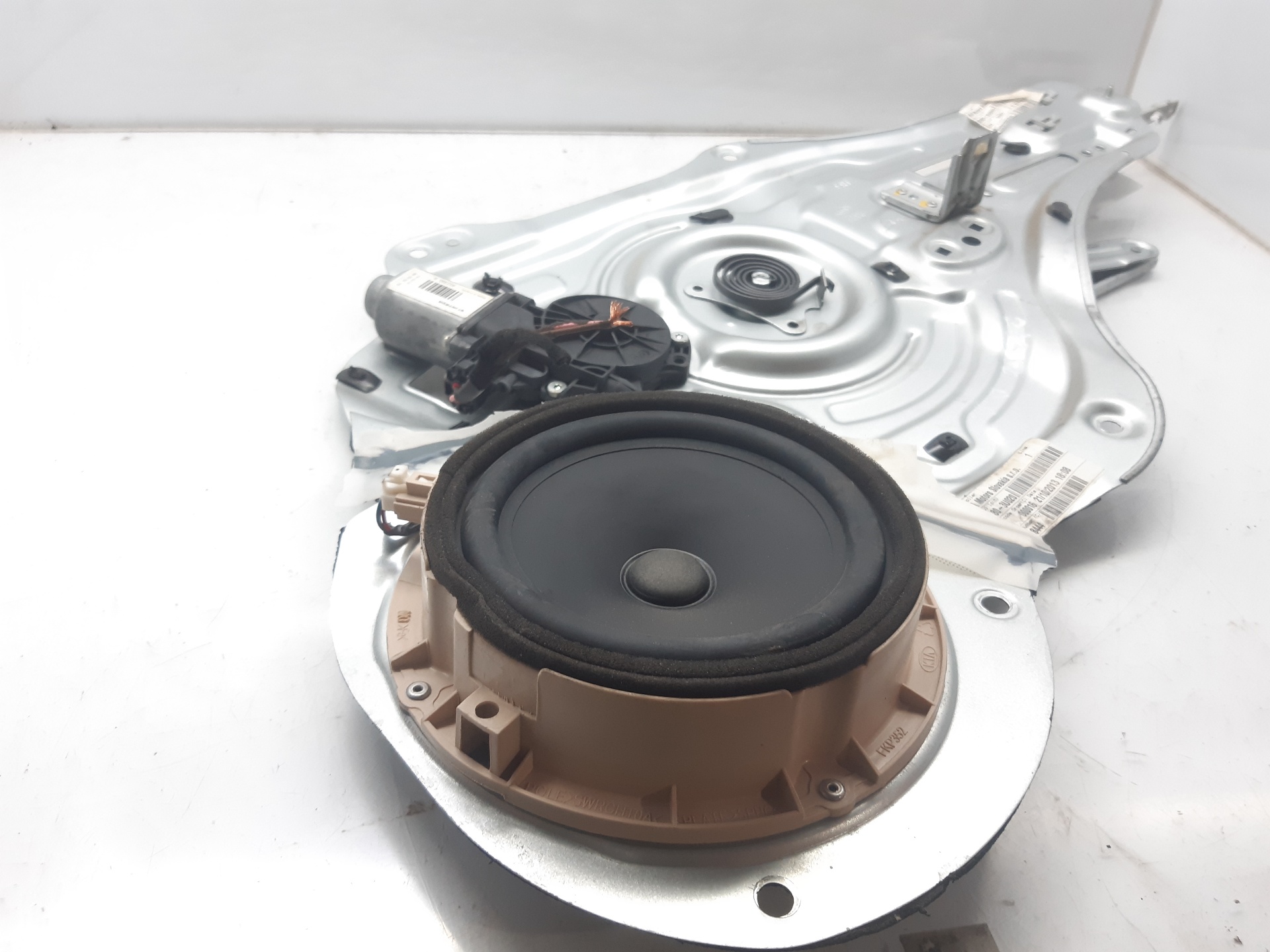 KIA Sportage 3 generation (2010-2015) Vindusregulator foran høyre dør 824803U020 18701716