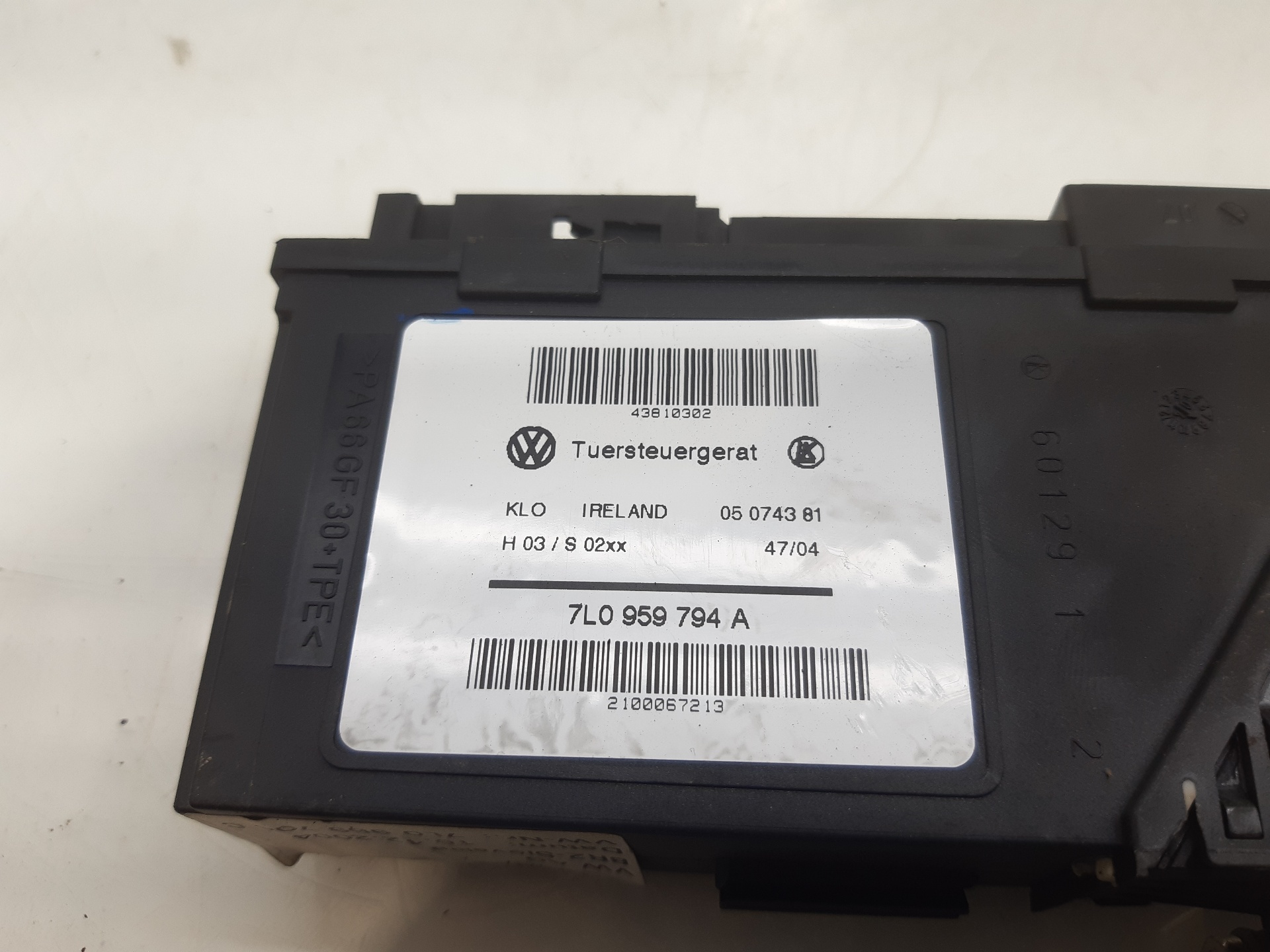 VOLKSWAGEN Touareg 1 generation (2002-2010) Motor de control geam ușă  dreapta spate 7L0959794A 18794138