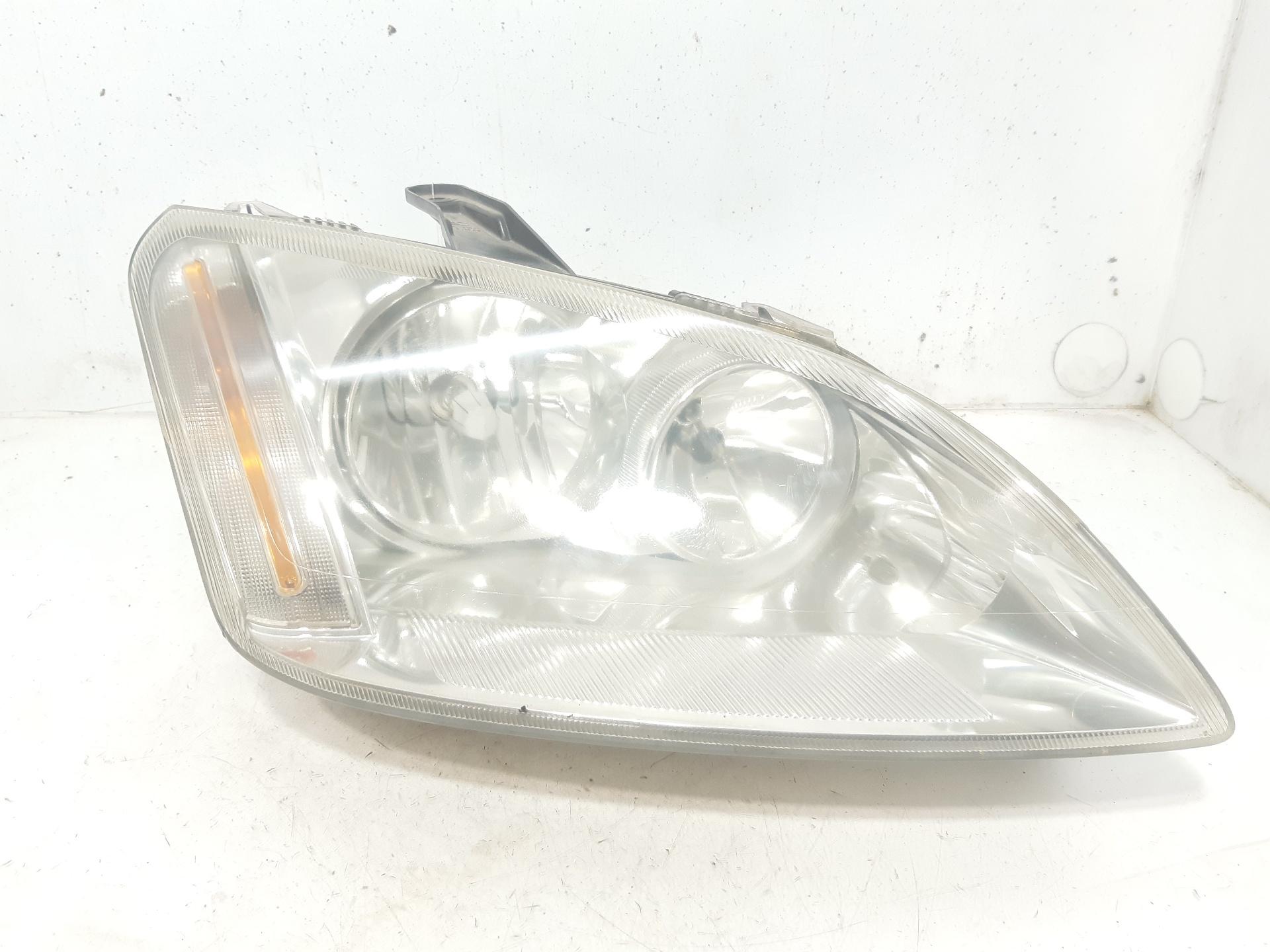 FORD C-Max 1 generation (2003-2010) Front Right Headlight 3M5113005AH 22285737