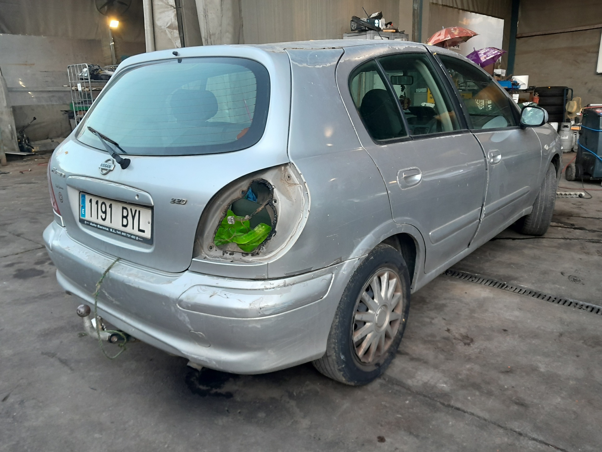 VAUXHALL Almera N16 (2000-2006) Priekinių dešinių durų stiklo pakelėjas 80700BM71B 24145682