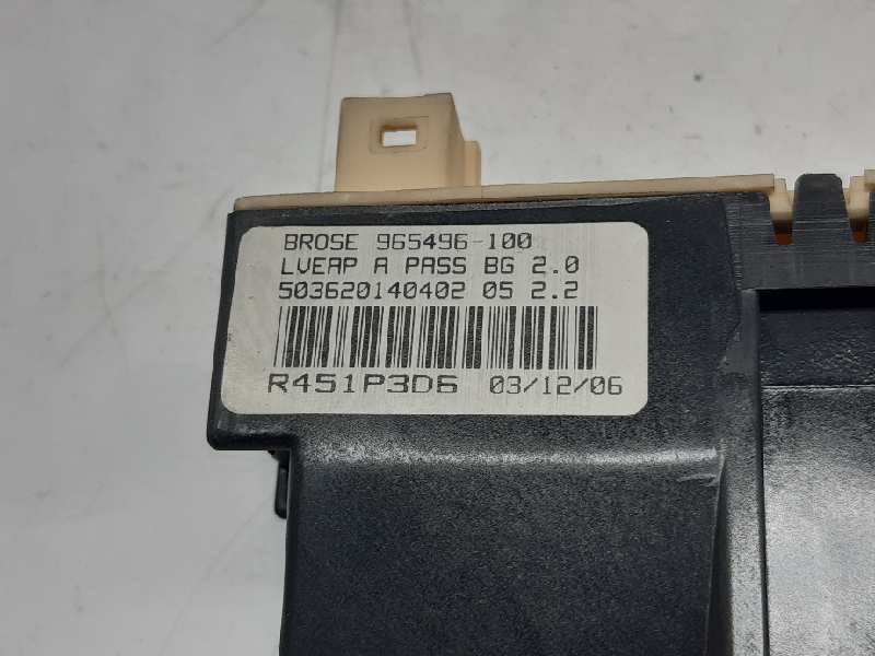 CITROËN C4 1 generation (2004-2011) Front Right Door Window Control Motor 9681574880 18525550