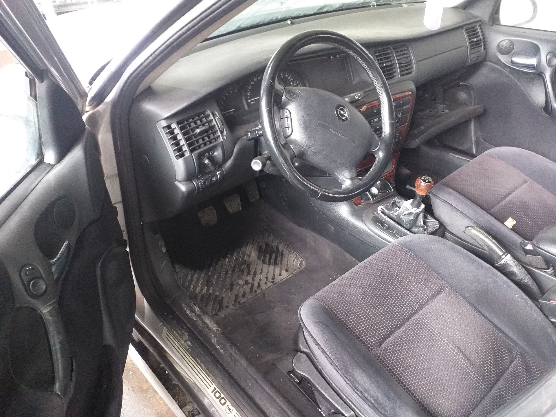 OPEL Vectra B (1995-1999) Защита от солнца левая 09152238 25399300