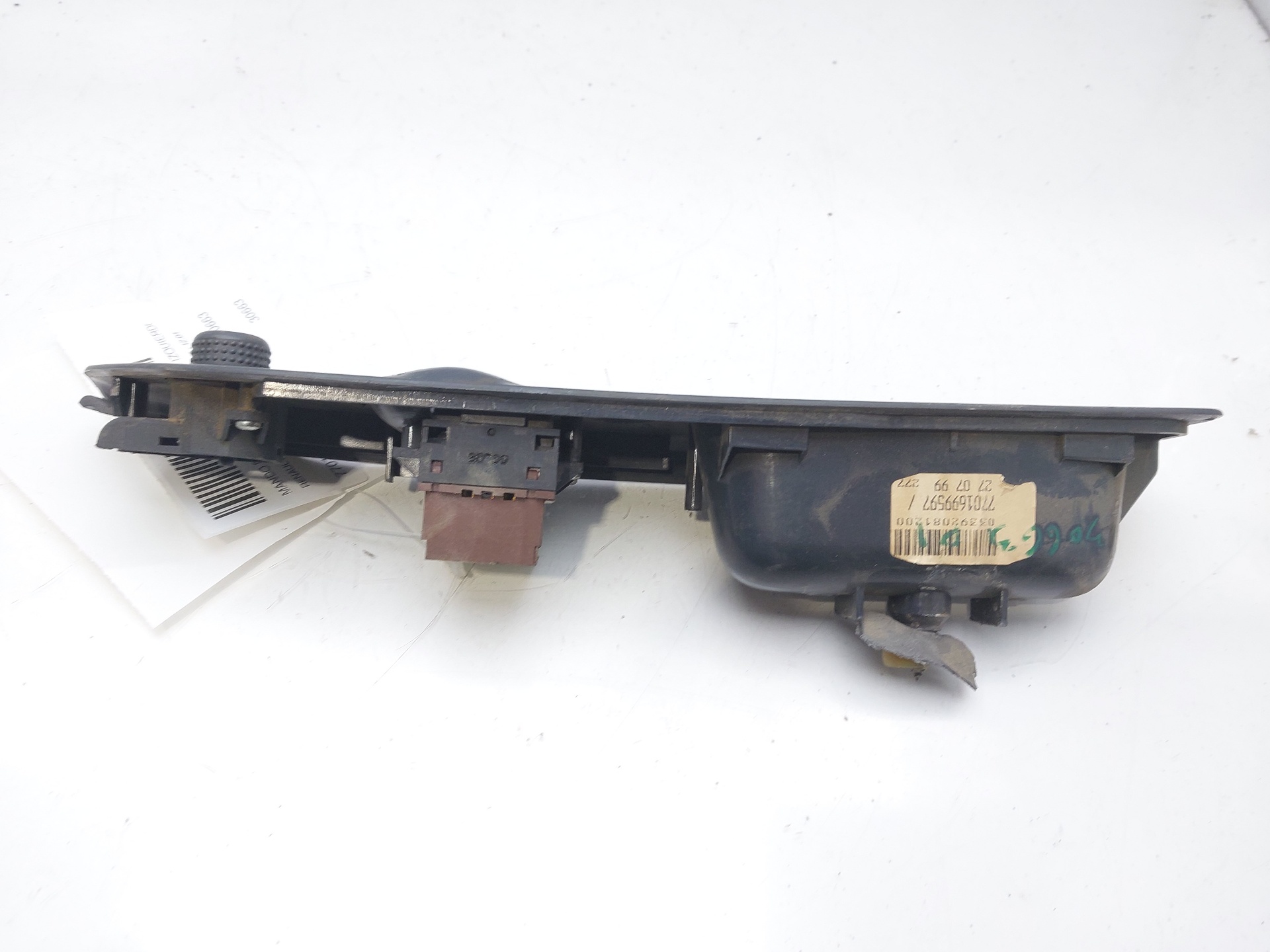 RENAULT Laguna 1 generation (1993-2001) Front Left Door Window Switch 7701699597 23013833