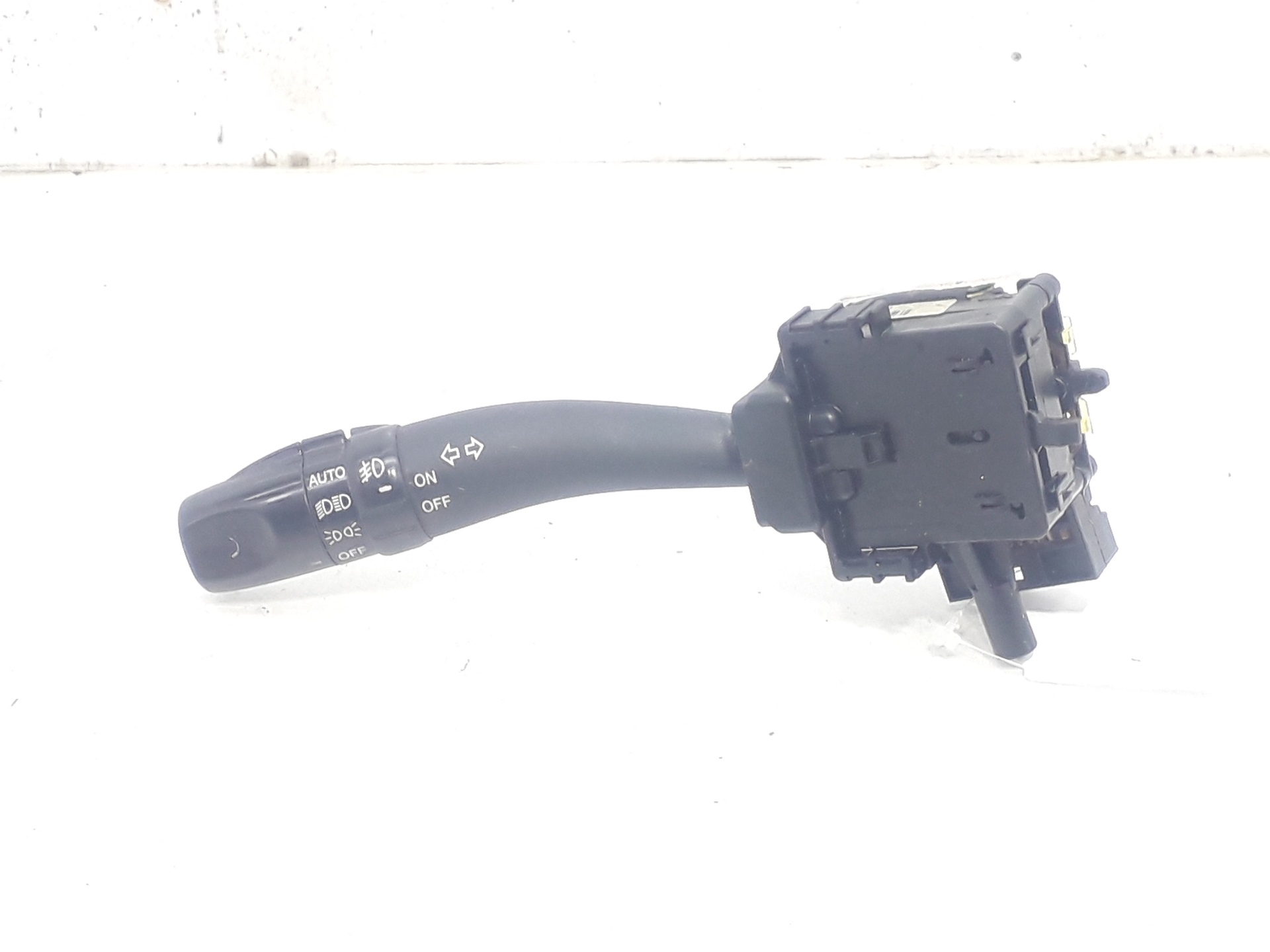 KIA Carens 2 generation (2002-2006) Headlight Switch Control Unit 934101D000 24055808