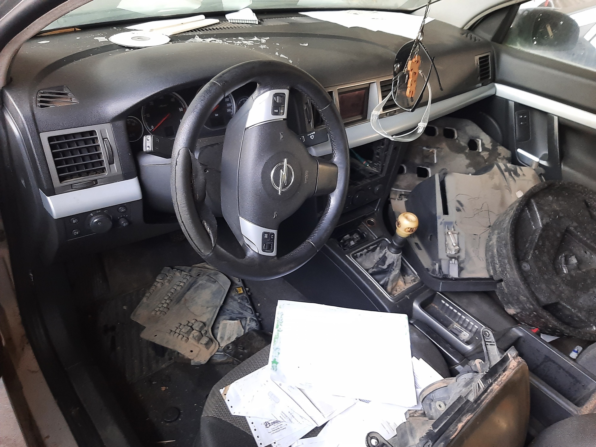 OPEL Vectra Oikea takavalo 13184025 24039114