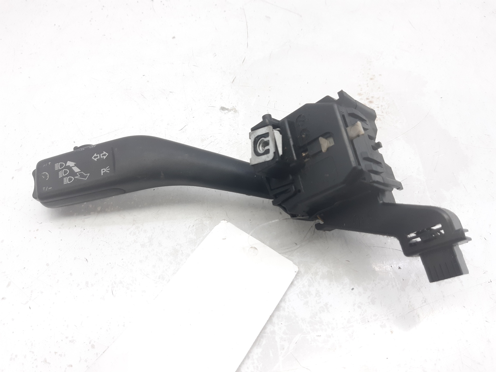 SEAT Altea 1 generation (2004-2013) поворота переключение  1K0953513G 24128249