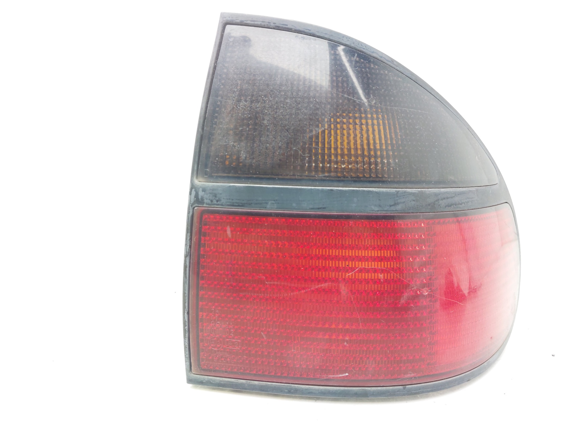 RENAULT Laguna 1 generation (1993-2001) Rear Right Taillight Lamp 7700820051 20628088