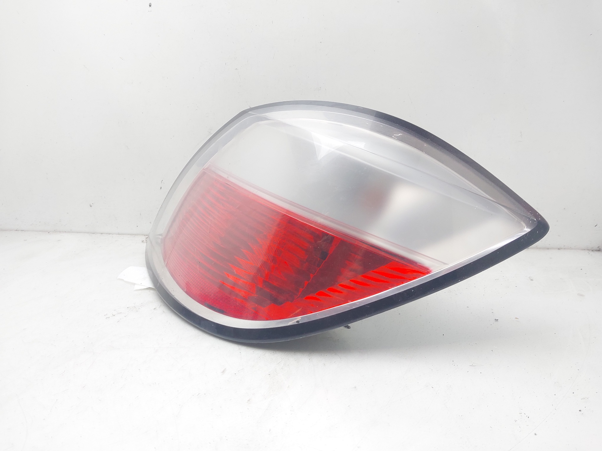 OPEL Astra J (2009-2020) Rear Right Taillight Lamp 24451837 23282721