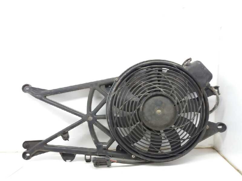 OPEL Meriva 1 generation (2002-2010) Porlasztóventilátor 52406447 20180925