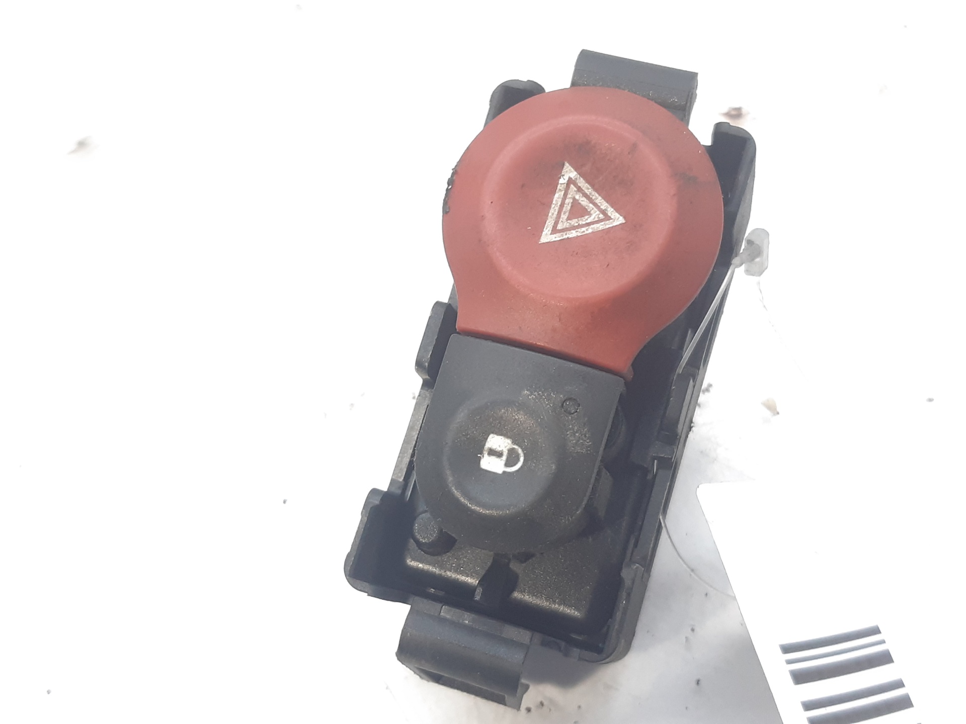 RENAULT Clio 2 generation (1998-2013) Hazard button 8200214896A 20147744