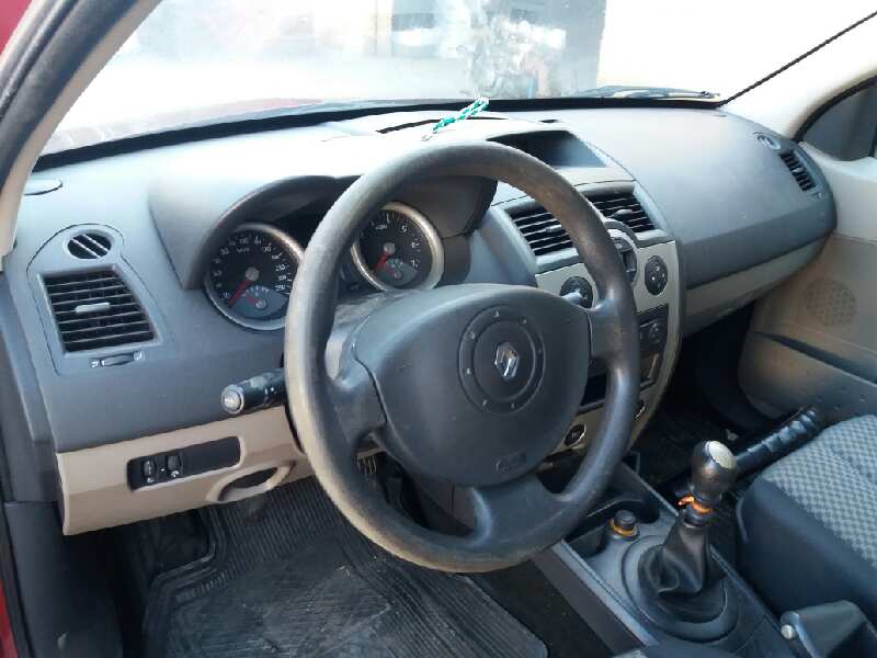 RENAULT Megane 2 generation (2002-2012) Egyéb belső alkatrészek 8200107839 20193530