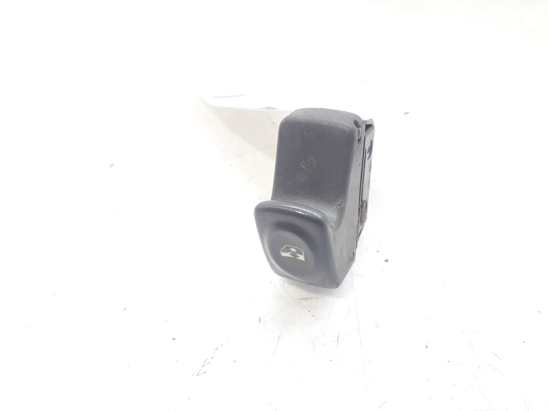 CITROËN Scenic 1 generation (1996-2003) Front Left Door Window Switch 7700432962 18798957