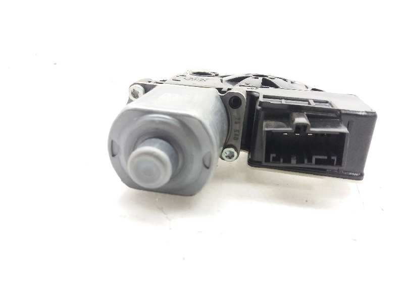 VOLKSWAGEN Golf 7 generation (2012-2024) Motor de control geam ușa  stânga spate 5Q0959811A 18391075