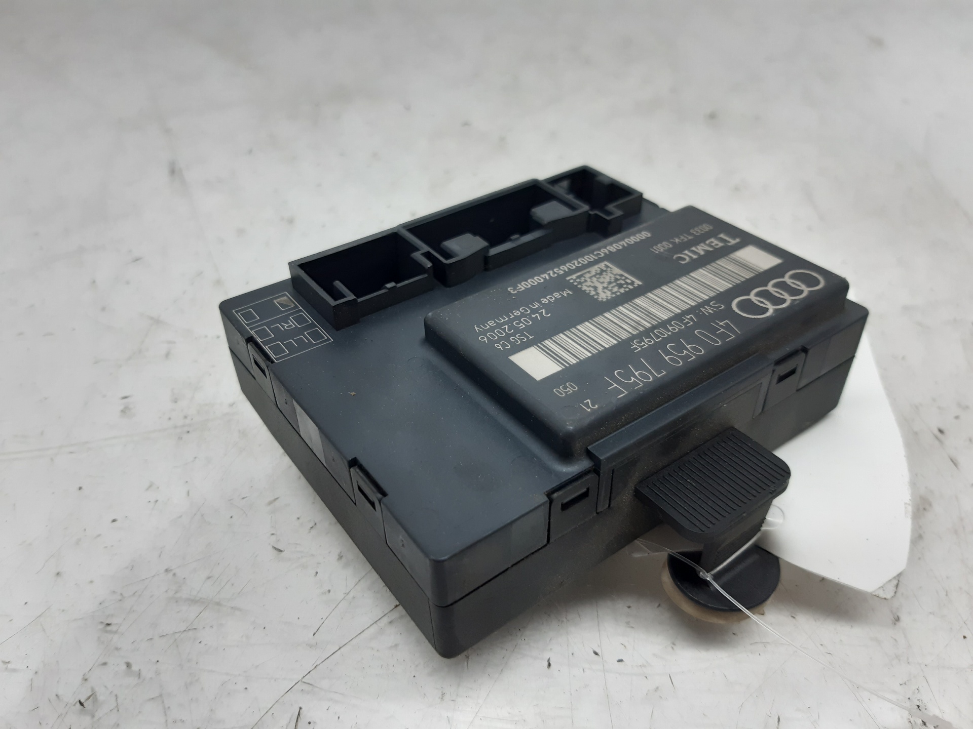 AUDI A6 C6/4F (2004-2011) Comfort Control Unit 4F0959795F 18699692