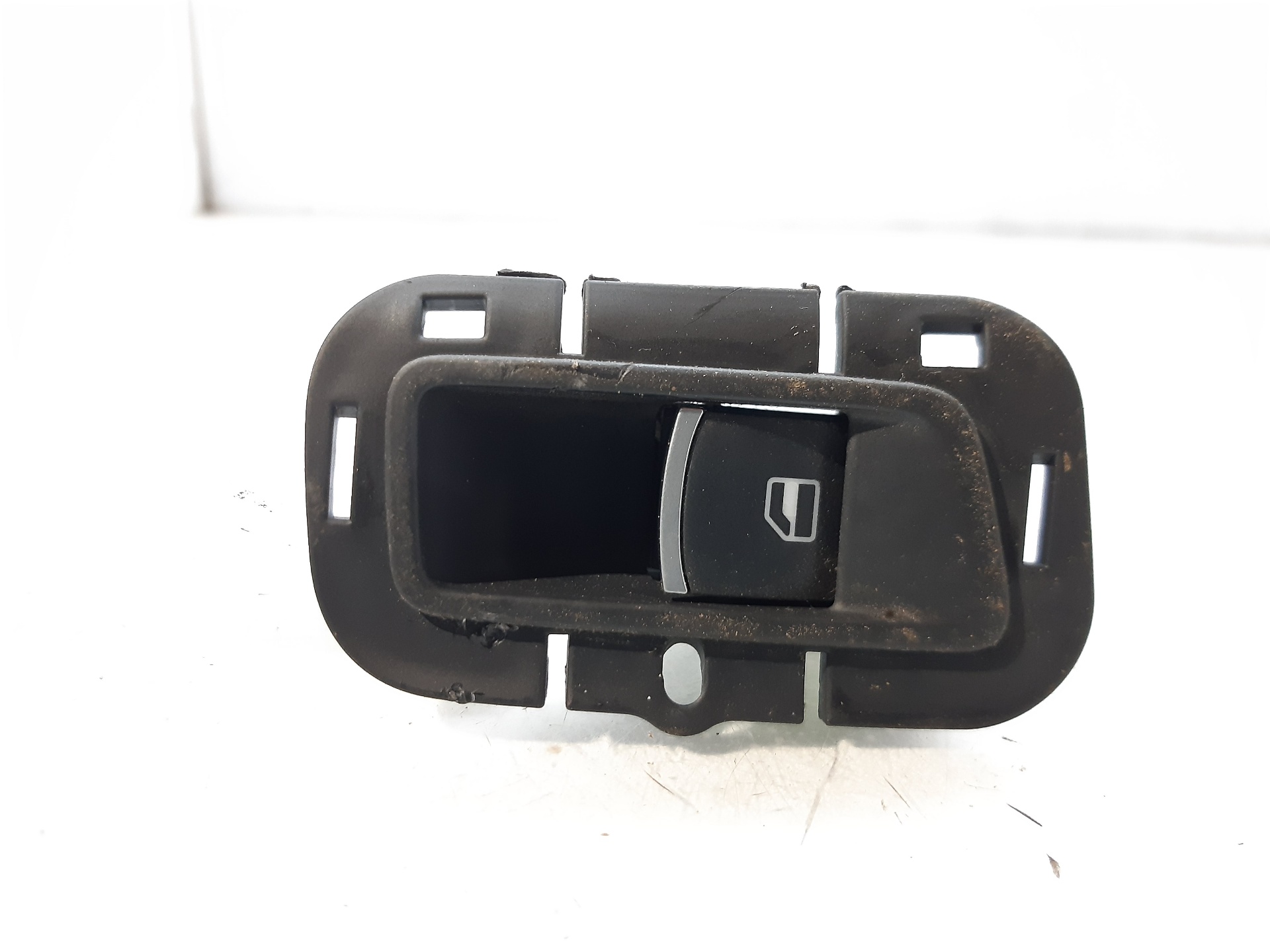 VOLKSWAGEN Tiguan 1 generation (2007-2017) Rear Right Door Window Control Switch 5K0959855 24041838