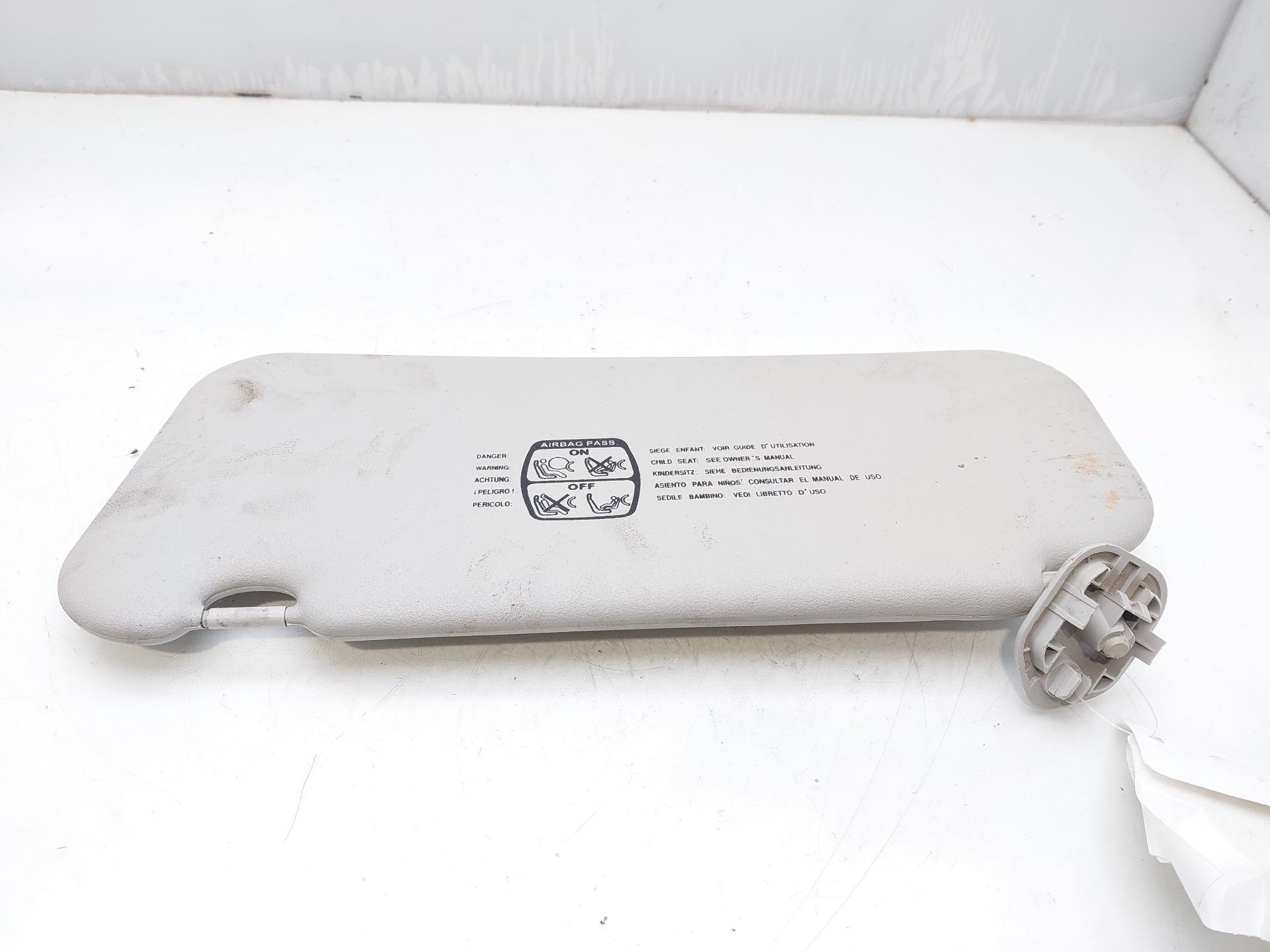 OPEL Corsa C (2000-2006) Parasolar dreapta 010440018 22473476