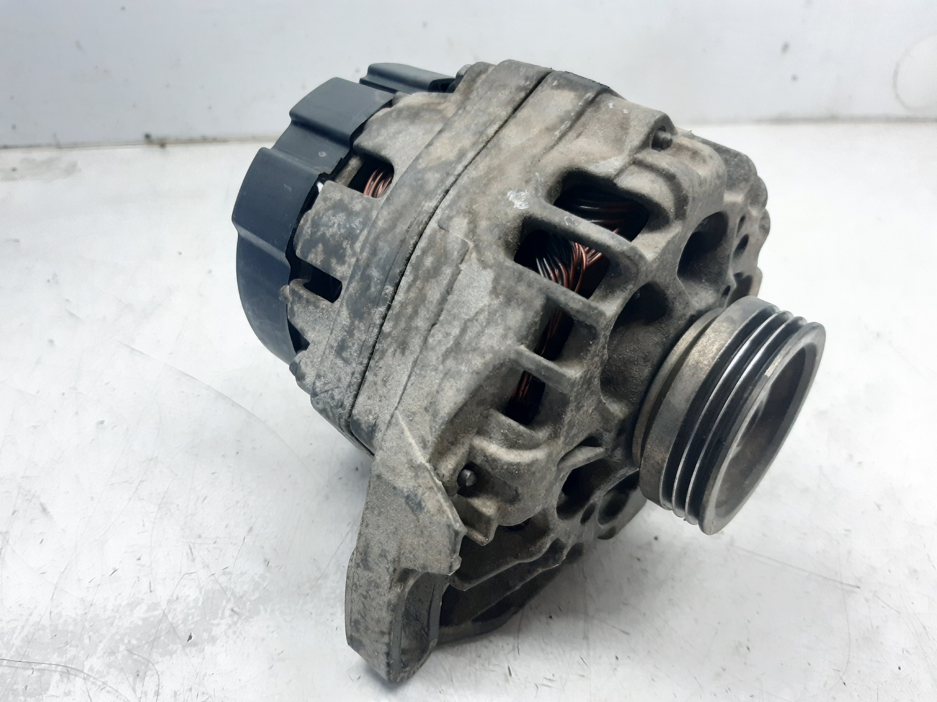 RENAULT Clio 3 generation (2005-2012) Alternator 8200064344 24930995