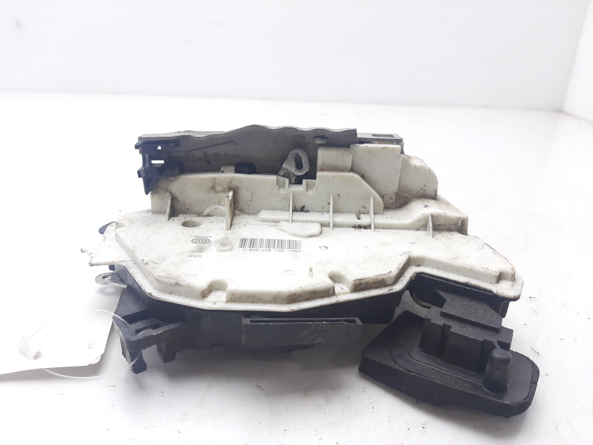 SEAT Leon 3 generation (2012-2020) Front Right Door Lock 5K1837016J 20152256