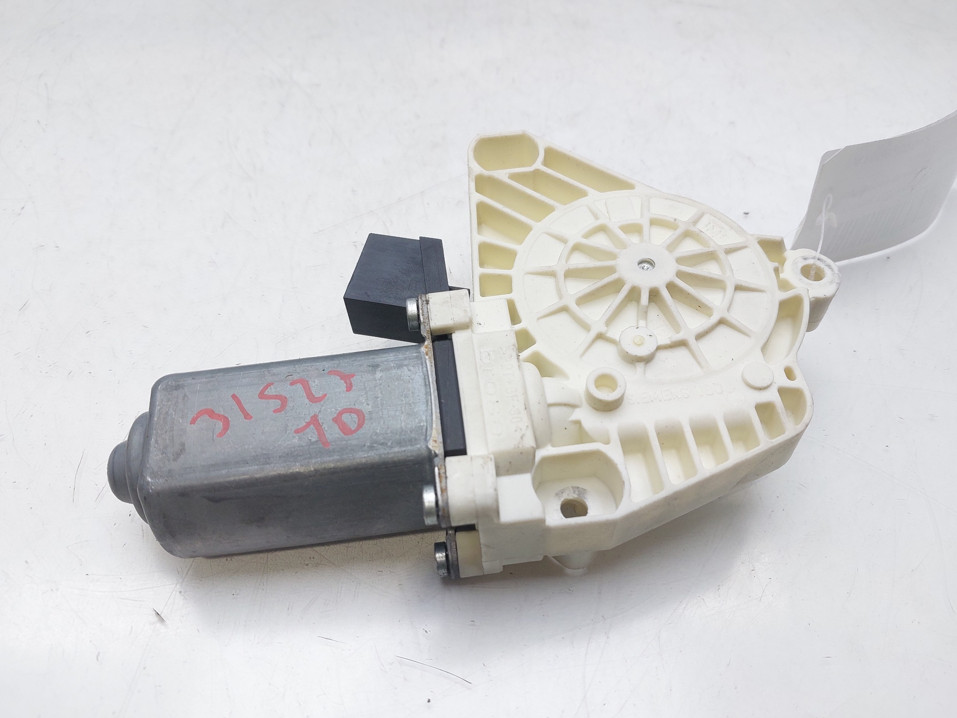 MERCEDES-BENZ A-Class W169 (2004-2012) Rear Right Door Window Control Motor A1698202042 20391300