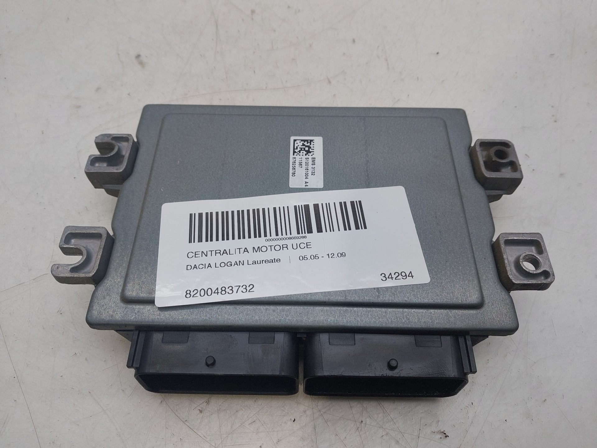 DACIA Logan 1 generation (2004-2012) Moottorin ohjausyksikkö ECU 8200483732 24760568