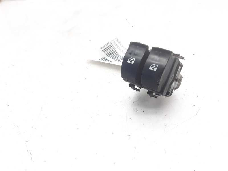 RENAULT Megane 2 generation (2002-2012) Front Left Door Window Switch 8200108269 18599633