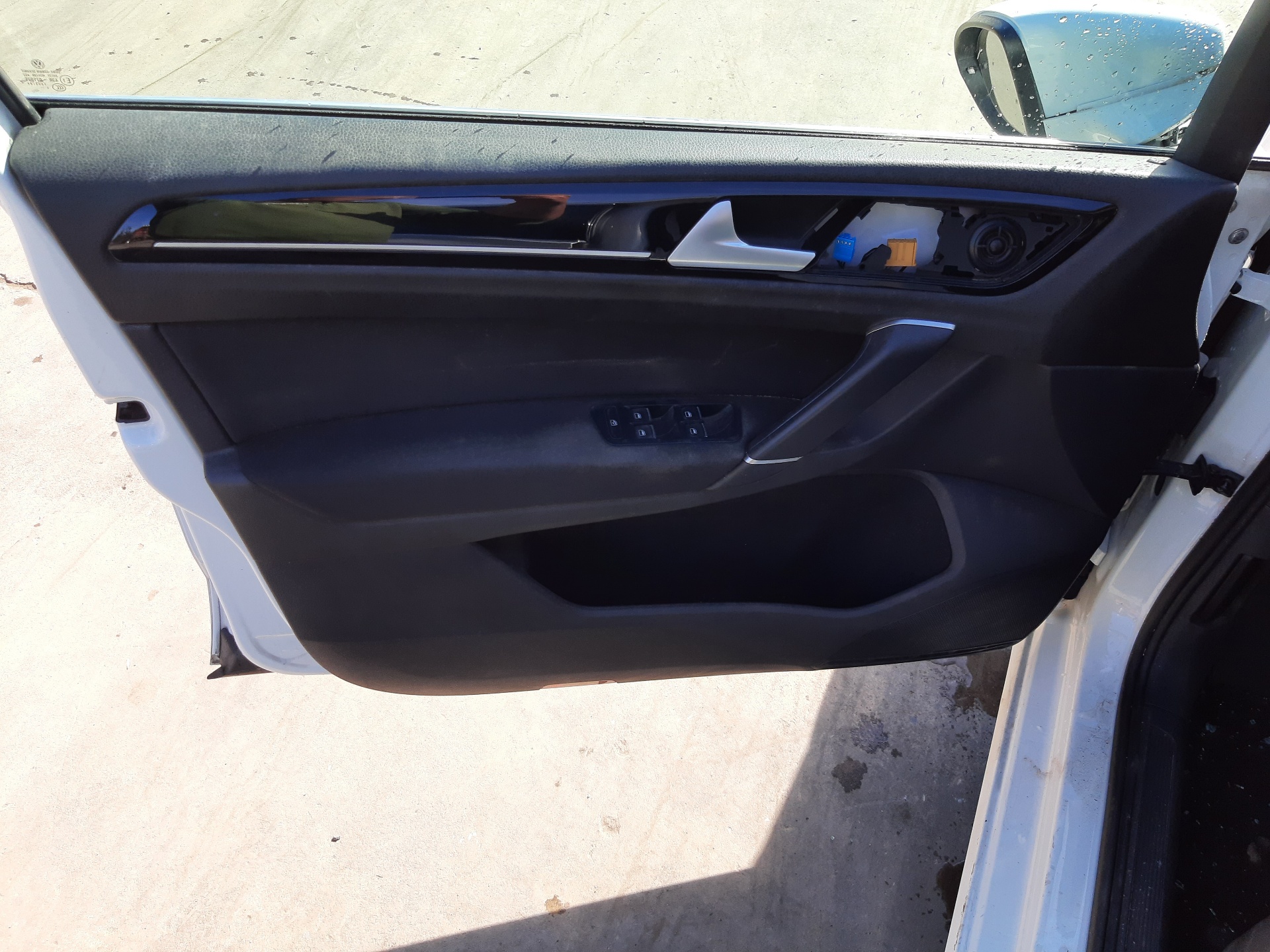 VOLKSWAGEN Variant VII TDI (2014-2024) Priekinių kairių durų stiklo pakelėjo varikliukas 5Q0959802B 23251170