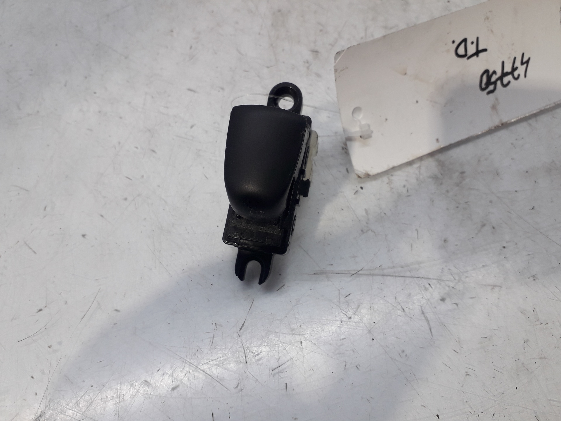 NISSAN Qashqai 2 generation (2013-2023) Rear Right Door Window Control Switch 829604EA0AX 18788085