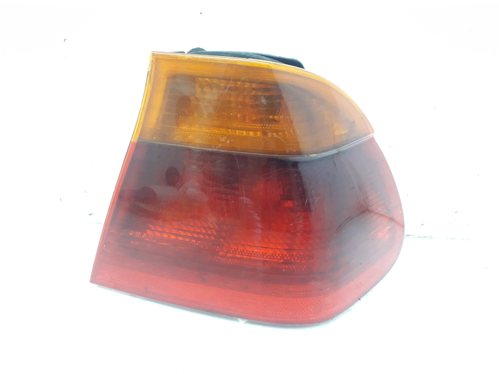 VAUXHALL 3 Series E46 (1997-2006) Rear Right Taillight Lamp 8364922 18741596