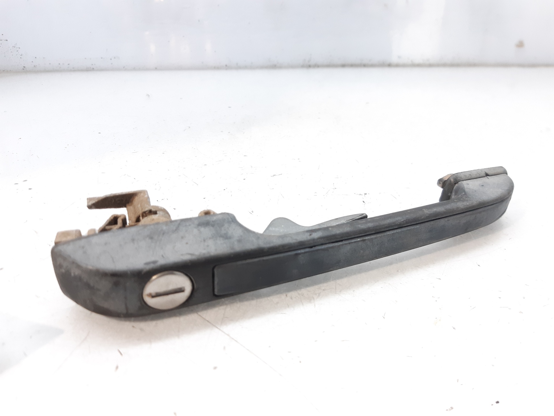 VOLKSWAGEN Polo 2 generation (1981-1994) Front Right Door Exterior Handle 191837208 18775496