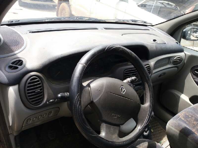 RENAULT Scenic 1 generation (1996-2003) Полка багажника задняя 7700845672 20173236