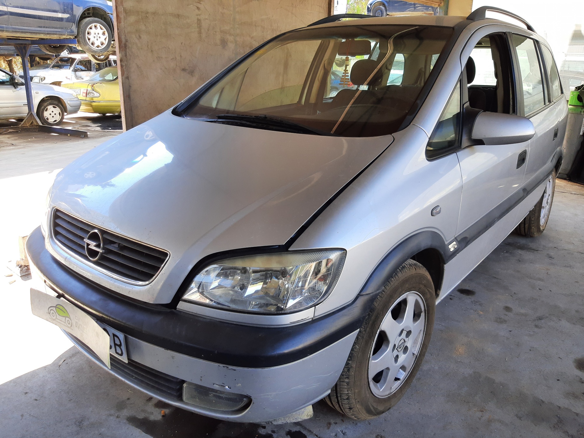 OPEL Corsa B (1993-2000) Radiátorrács 90580685 22439092