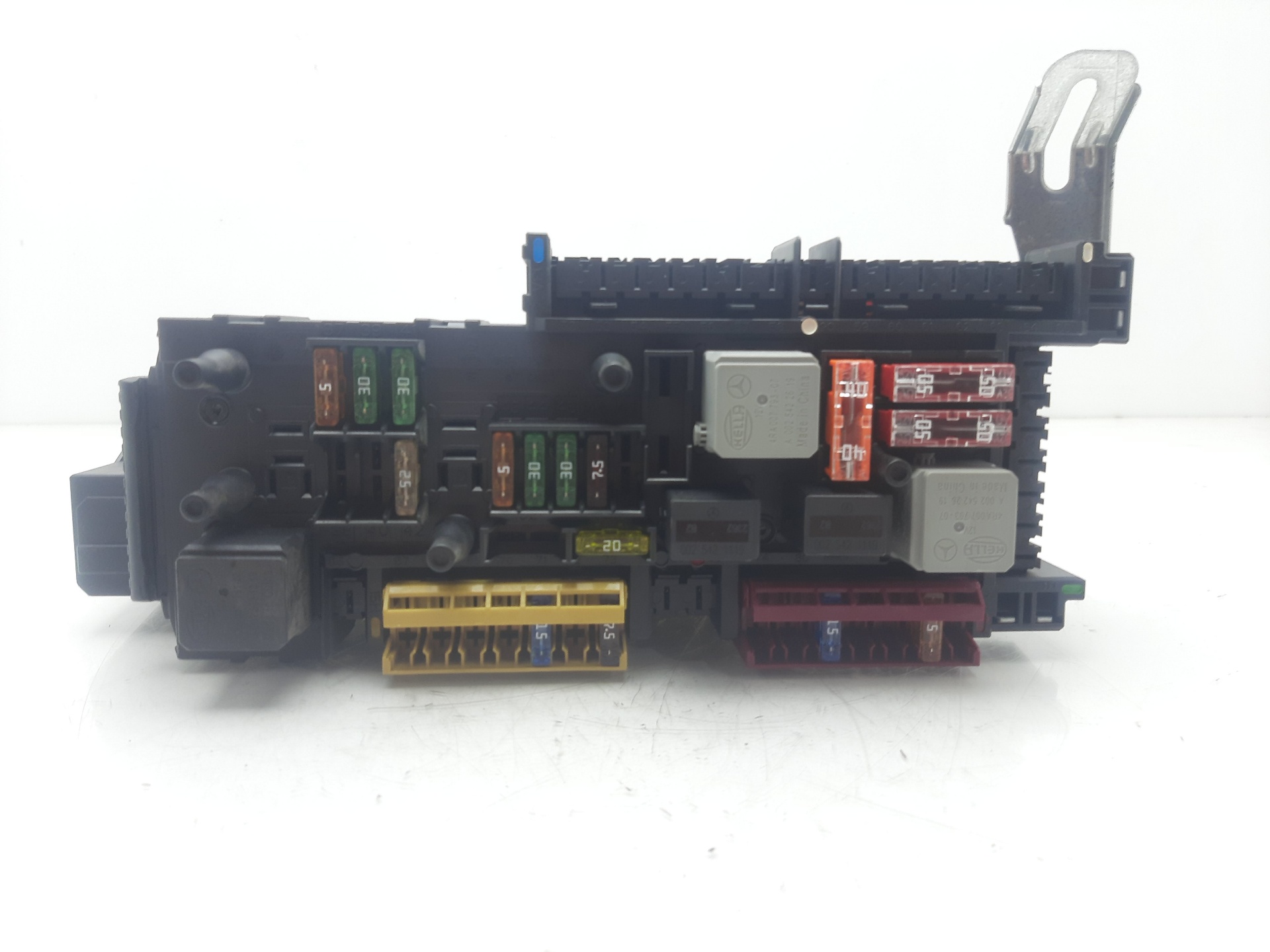 MERCEDES-BENZ C-Class W204/S204/C204 (2004-2015) Fuse Box 2049060205 20993724