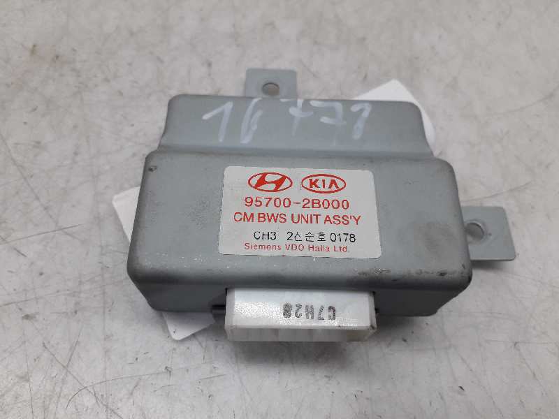 HYUNDAI Santa Fe CM (2006-2013) Comfort Control Unit 957002B000 24097952