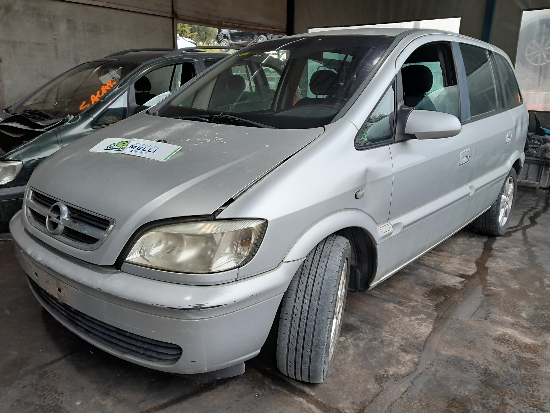 OPEL Corsa B (1993-2000) Бампер передний 9119200 23012768