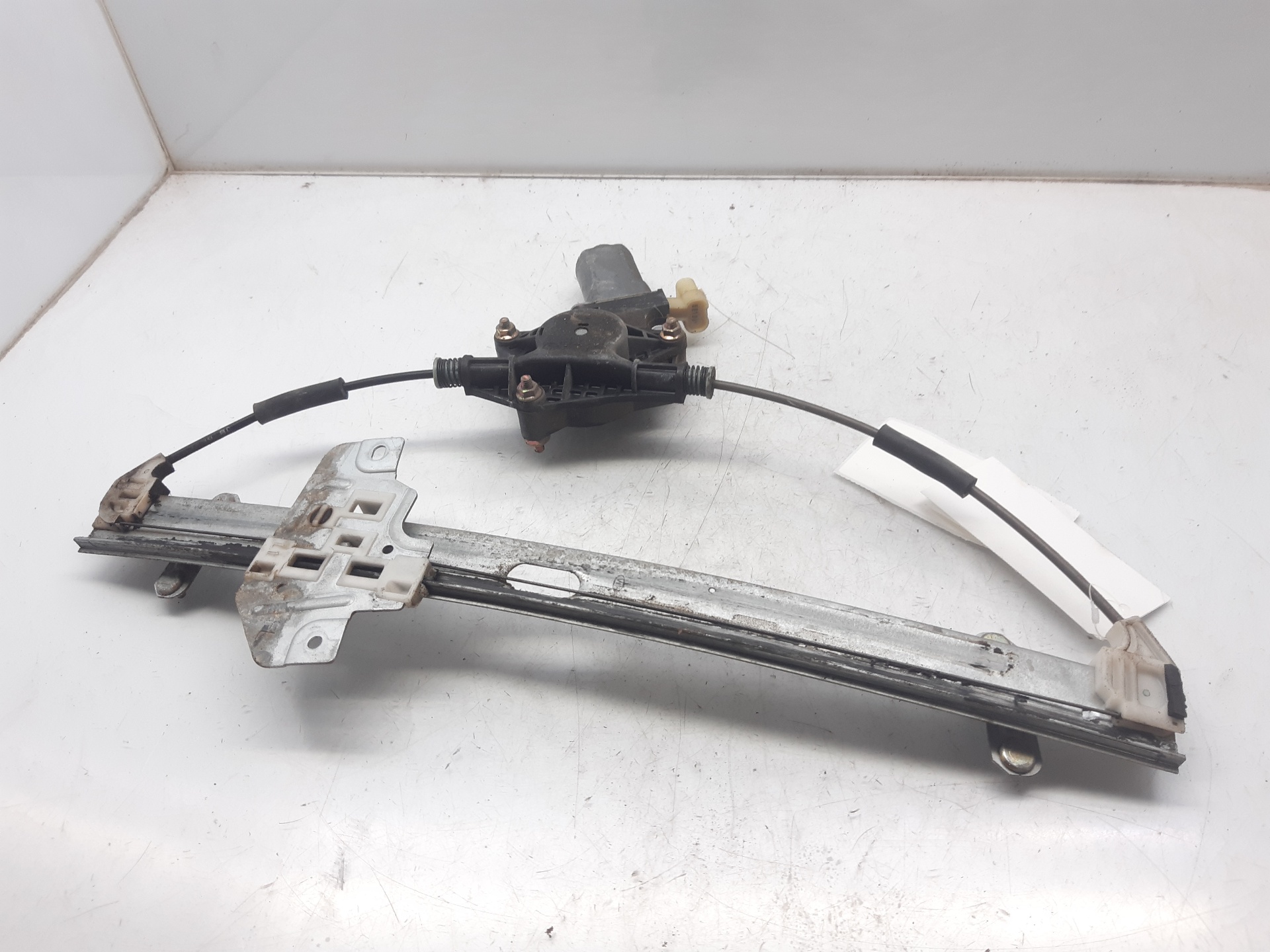 CHEVROLET Rio 2 generation (2005-2011) Front Left Door Window Regulator 824011G010 18705117