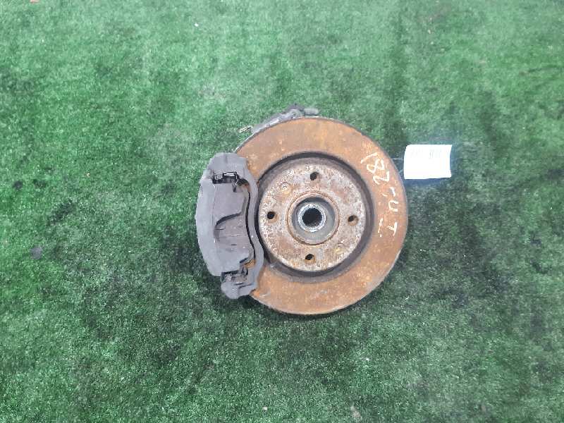 CITROËN Xsara 1 generation (1997-2004) Front Left Wheel Hub 364654 18408002