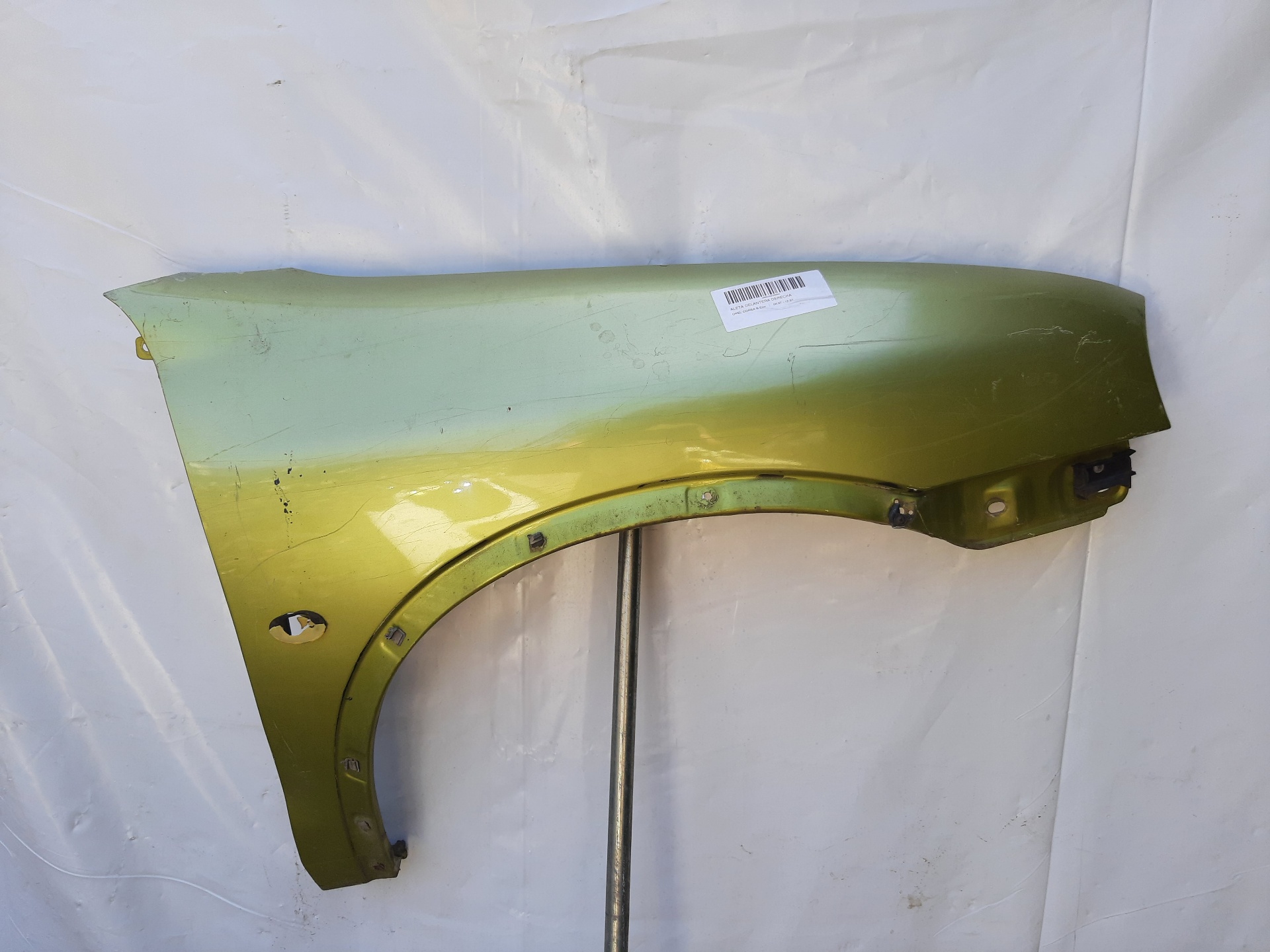 OPEL Corsa B (1993-2000) Front Right Fender 90387075 24055375