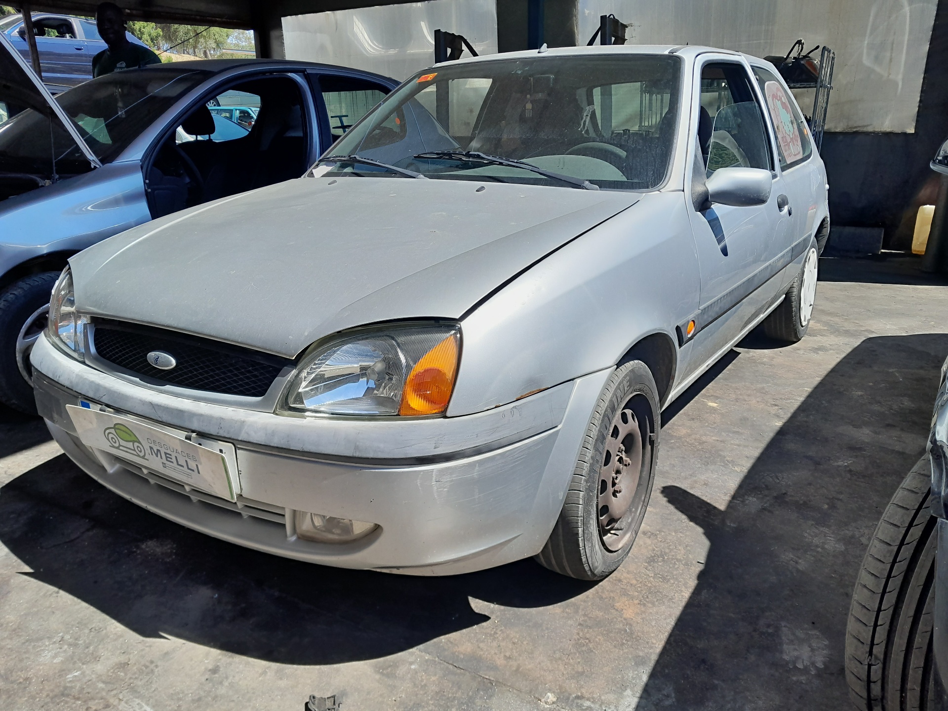 FORD Fiesta 4 generation (1996-2002) Дверь передняя левая 1007033 25281752