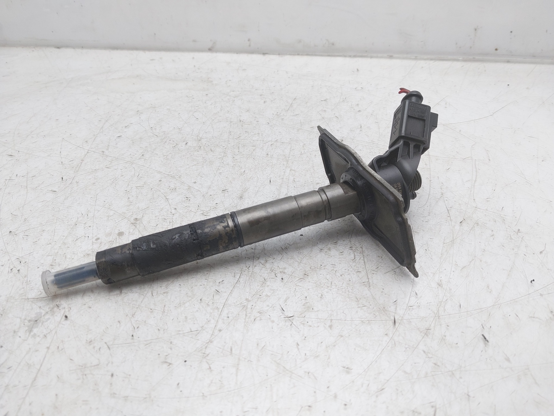 FORD USA Q7 4L (2005-2015) Degvielas sprausla 059130277AH 23717653