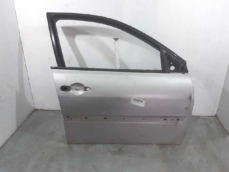 RENAULT Megane 2 generation (2002-2012) Priekšējās labās durvis 7751473729 18626194