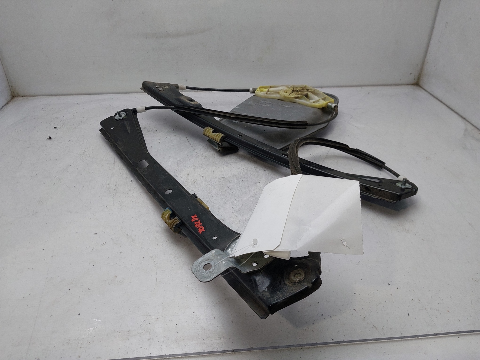 VOLKSWAGEN Jetta 5 generation (2005-2011) Regulator de geam ușă stânga față 1K5837461B 22487389